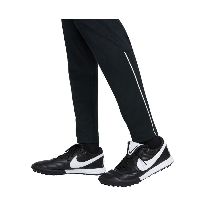 Trenirka Nike Dri-FIT Academy 21 W DC2096-010