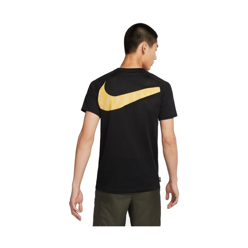 Nike Dri-FIT Academy Yoga Bonito M CZ0982-010 majica